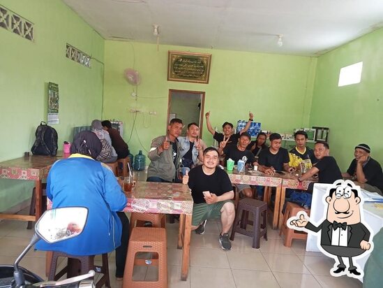 Rasa Padang yang Menggigit di Jantung Cilacap
